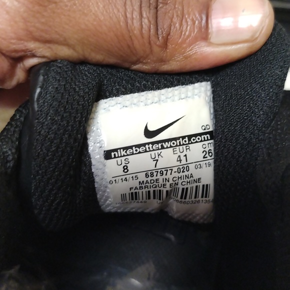 Nike Air Max LTD tennis shoes - Picture 10 of 11